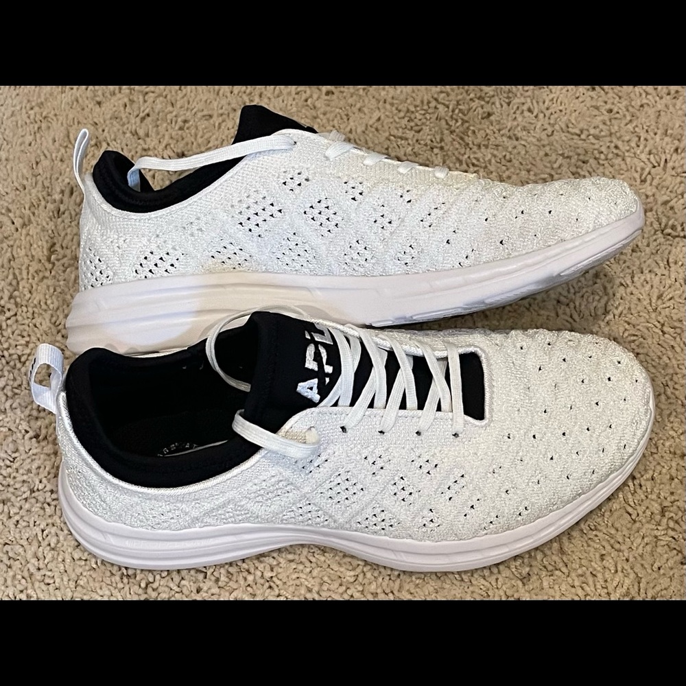 APL TechLoom Phantom, Metallic Pearl/White/Blk, W- 9, sells Brand New $165